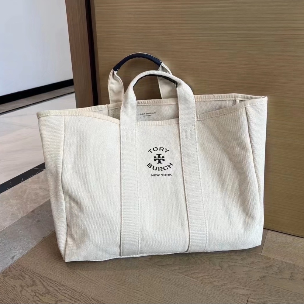 Tory Burch Large Tote Summer Vacation Travel bag